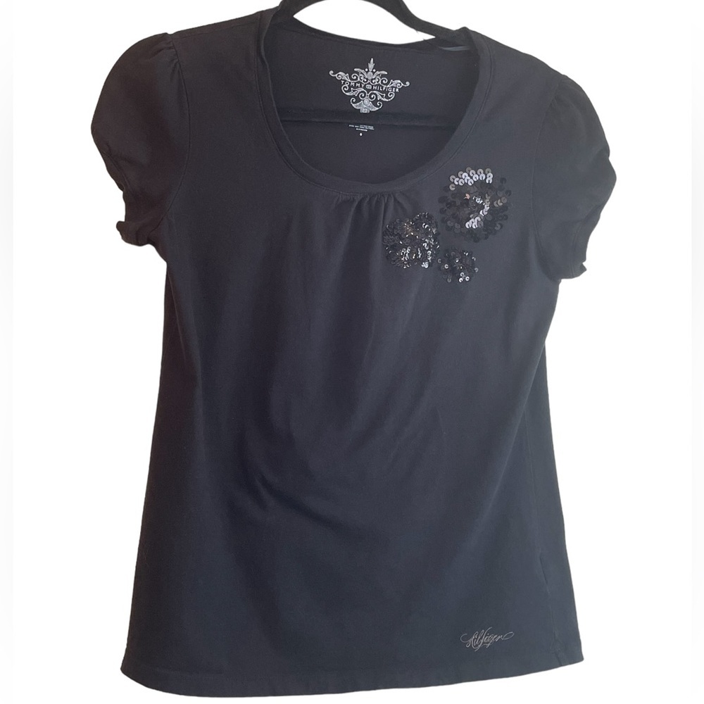 Tommy Hilfiger woman’s‎ black short sleeve top w/sequin motif, size small